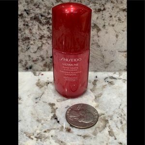 🍄6/$26 Shiseido ultimune concentrate purse NWT